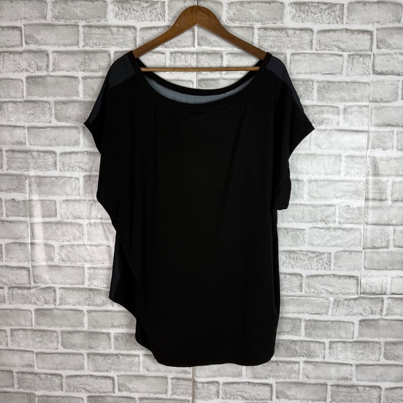 Torrid Rock & Roll Rebel Polyester Lightweight Round Neck Graphic T-Shirt sz 2X - Picture 4 of 6